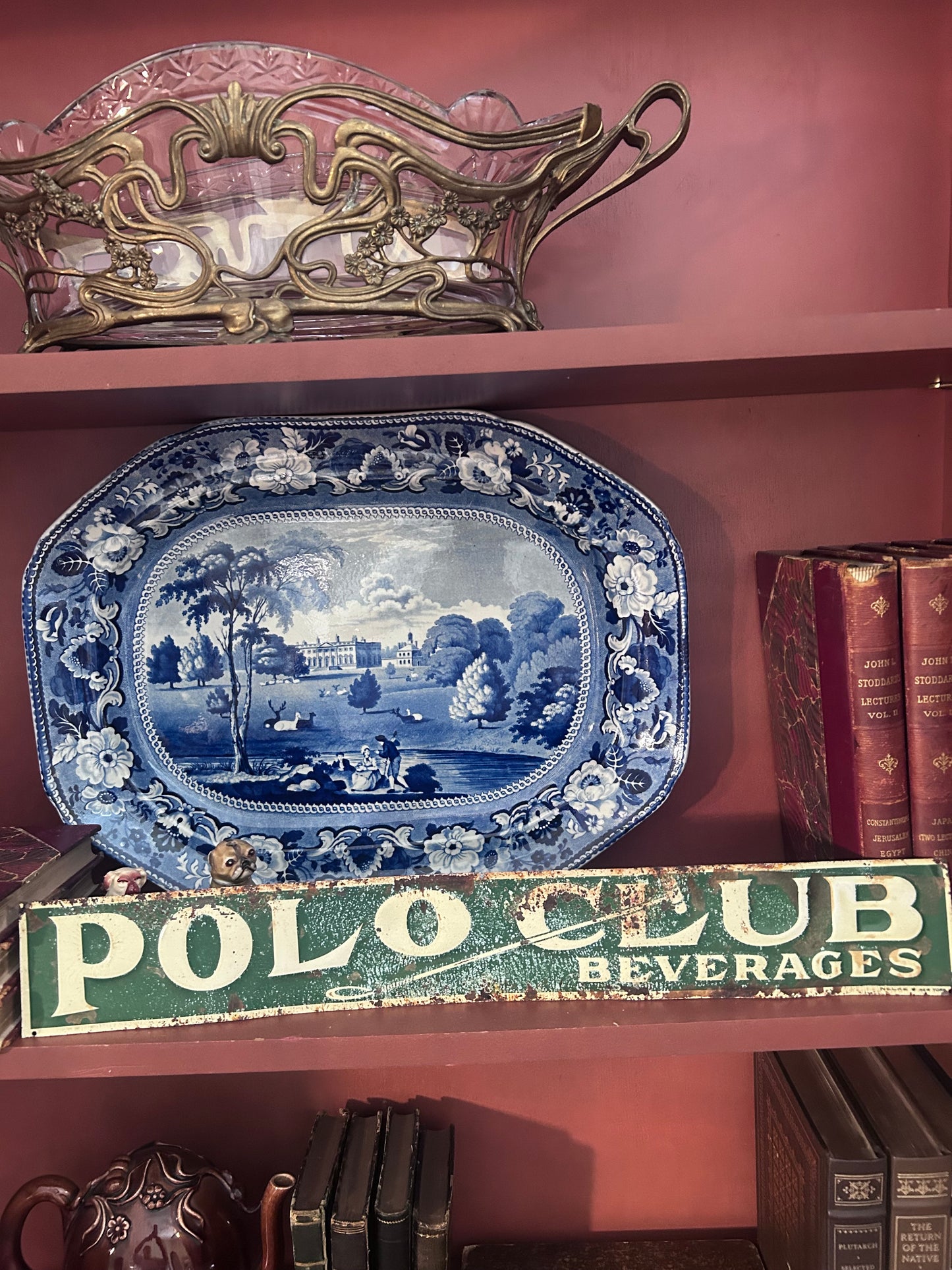Reserved Sara Polo club Sign