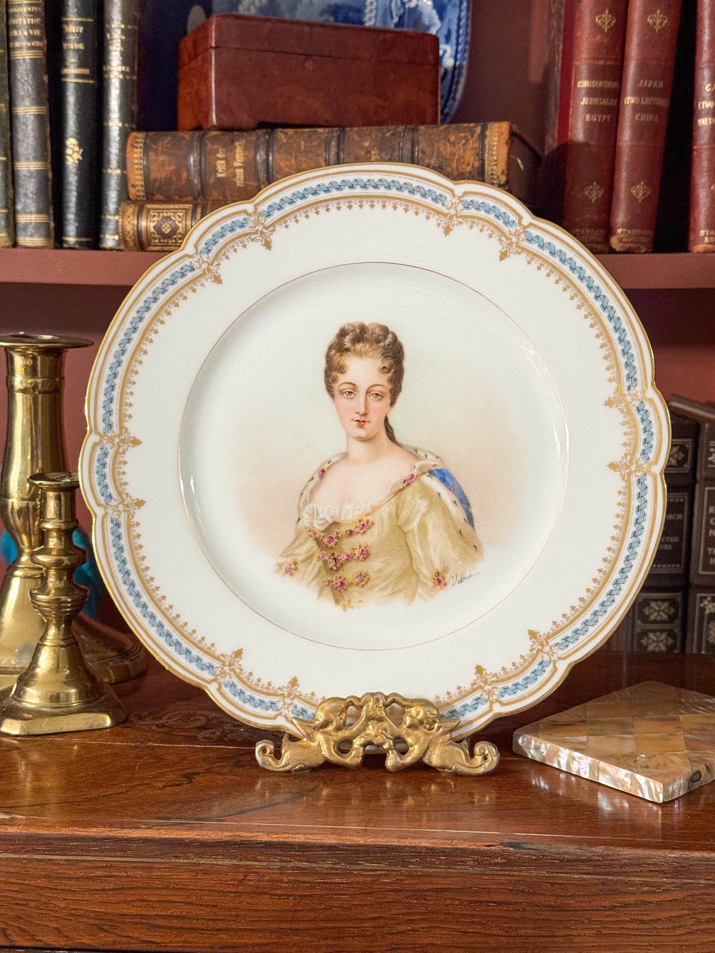 Antique Hand Painted Château de Saint Cloud Portrait Plate